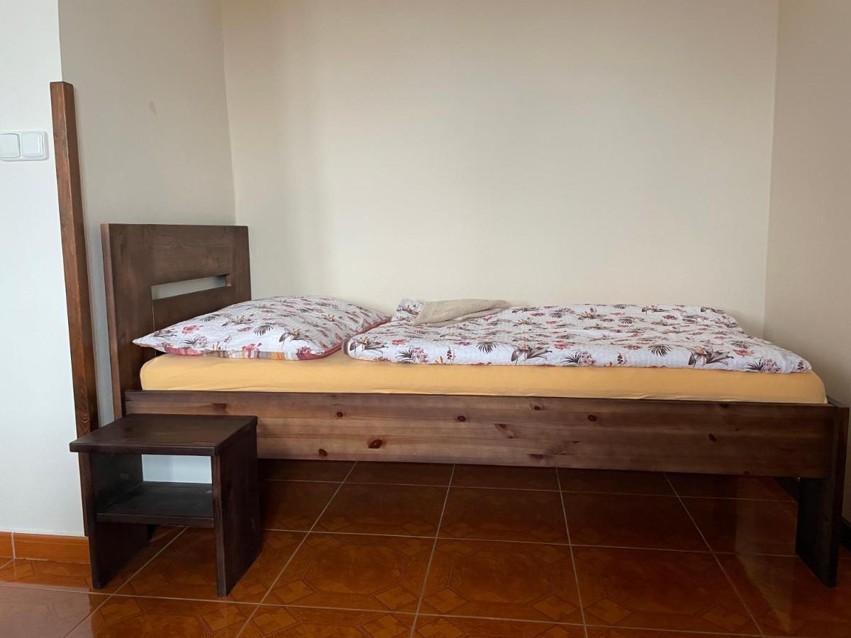 Četnická stanice Hluboká Hluboká nad Vltavou Exteriér fotografie